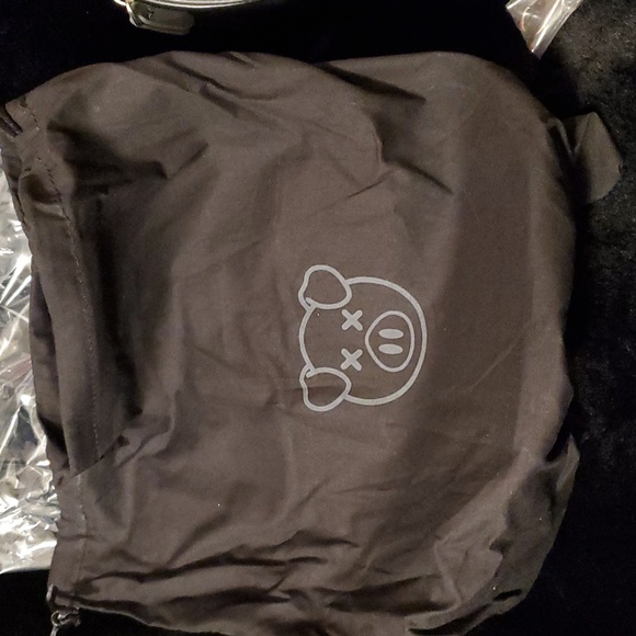 Jeffree Star Pig Purse - Picture 3 of 5